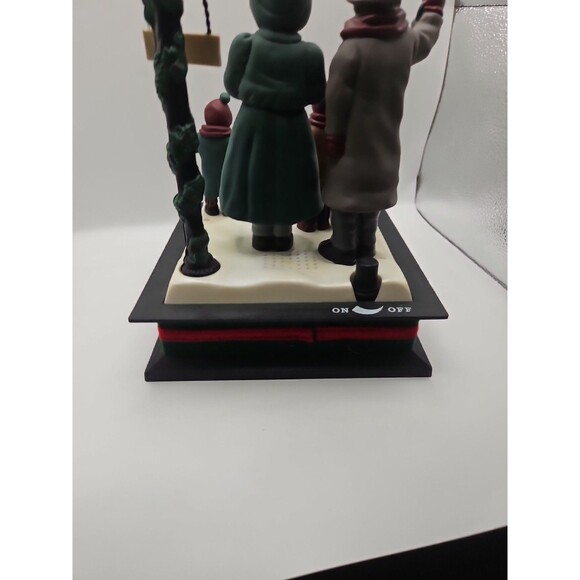 Vintage Christmas Lighted Carolers Musical Holiday Scene Figure 11" - Picture 16 of 16
